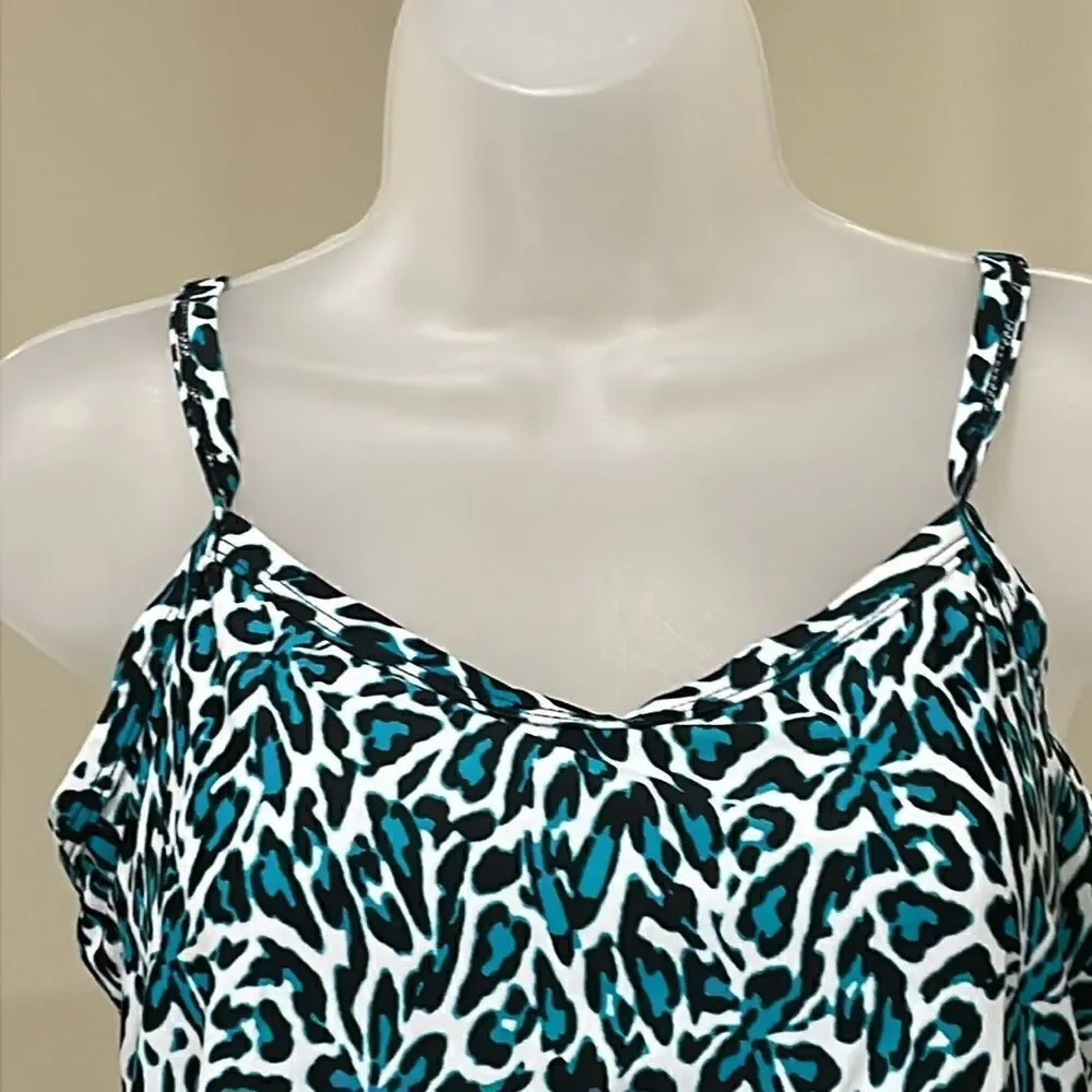 NWOT Jaclyn Smith Leopard Tankini Swim Top.  Size 6 S small